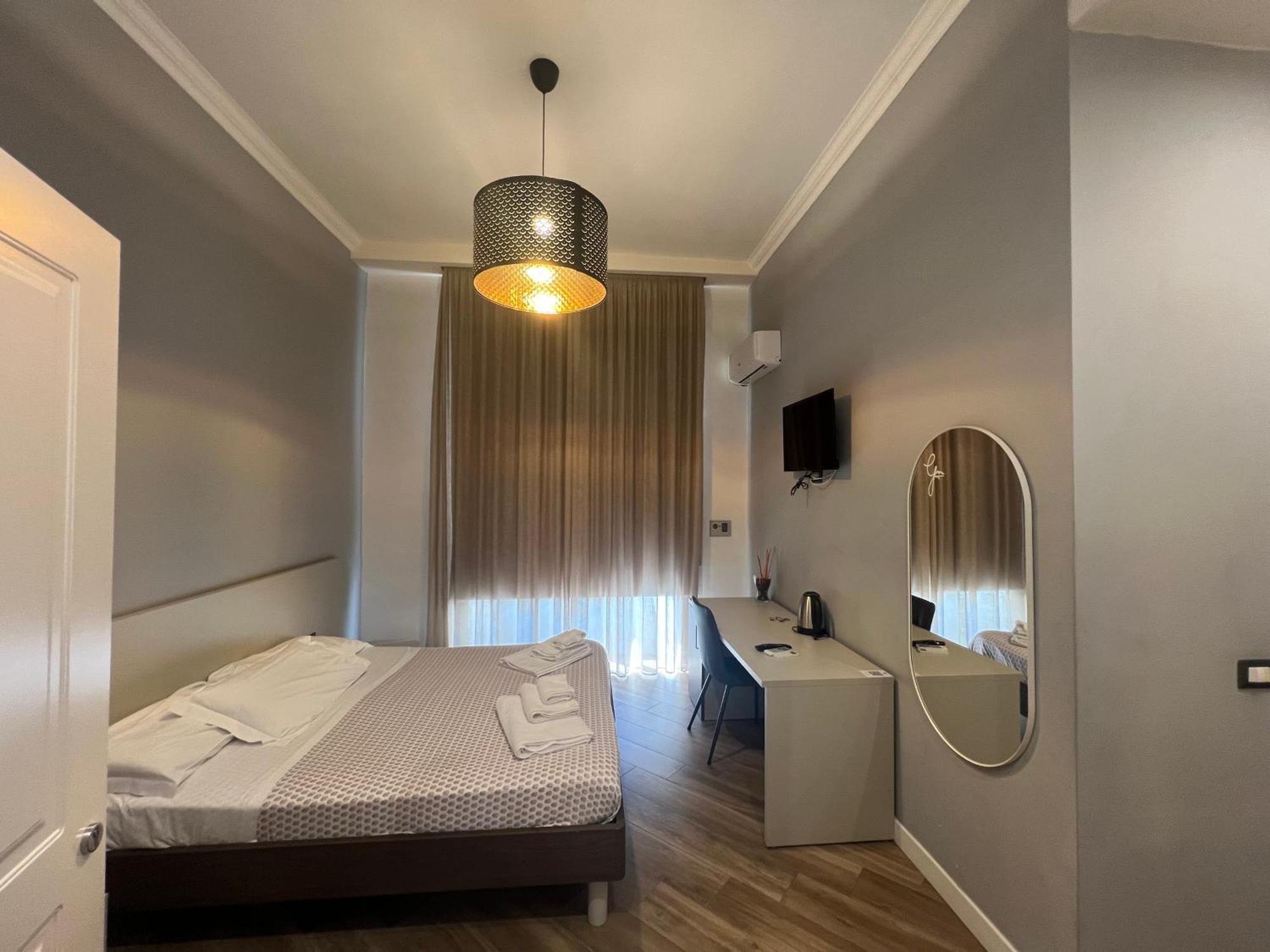 Rooms Garibaldi Νάπολη Εξωτερικό φωτογραφία