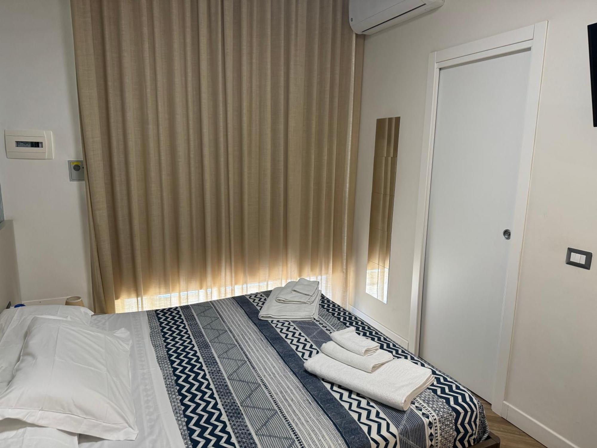 Rooms Garibaldi Νάπολη Εξωτερικό φωτογραφία