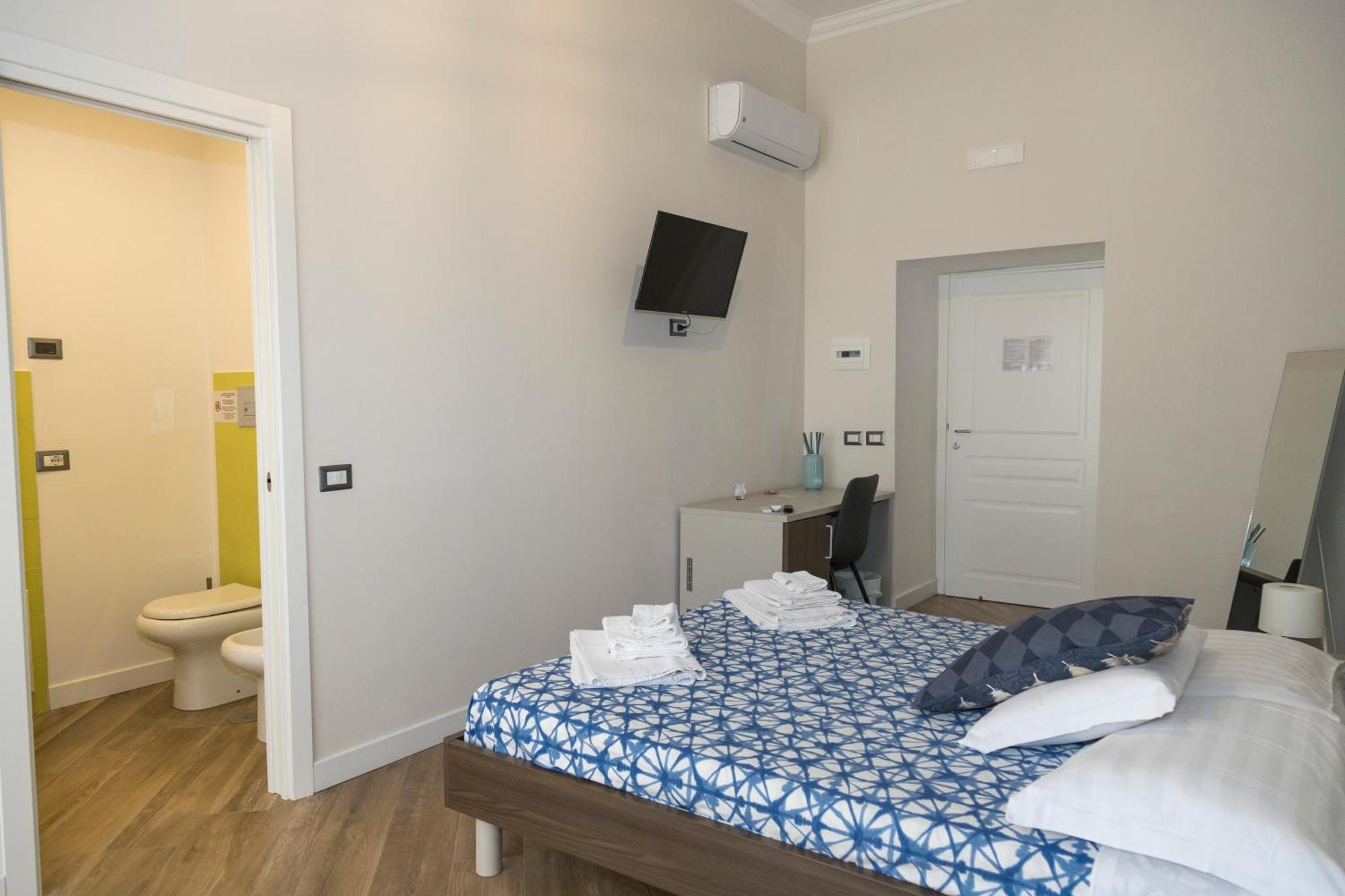 Rooms Garibaldi Νάπολη Εξωτερικό φωτογραφία