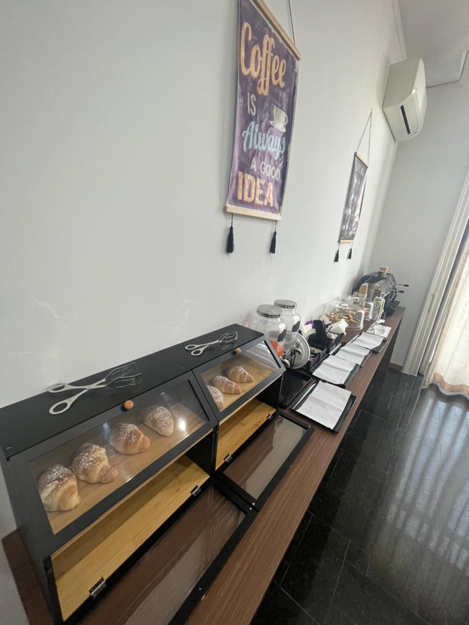 Rooms Garibaldi Νάπολη Εξωτερικό φωτογραφία